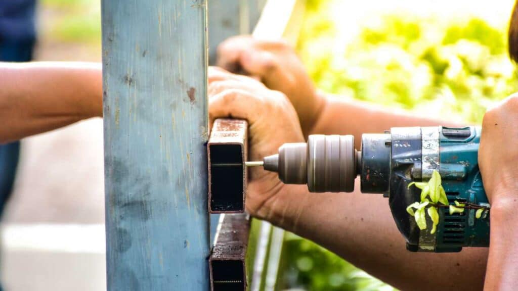 Handyman-Fence-Repair-Services
