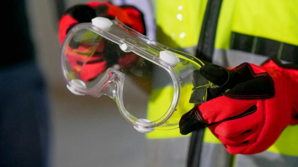 eye-protection-googles